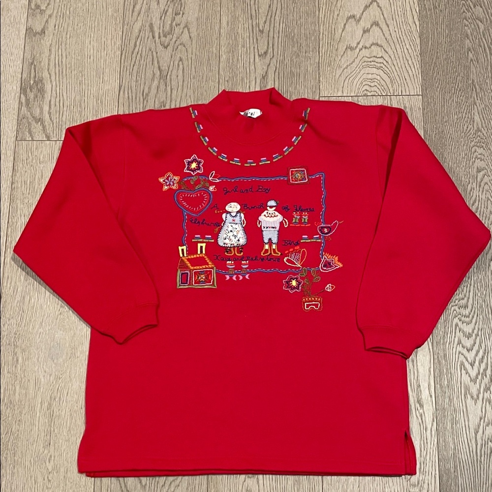 Charming Red Graphic Sweatshirt